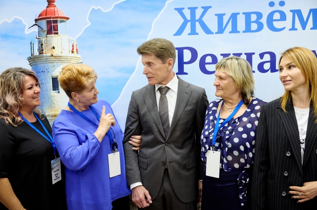 Губернатор лично контролирует работу.